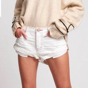 NWT One Teaspoon Low Waist Bandit Archived White Beauty Denim Shorts